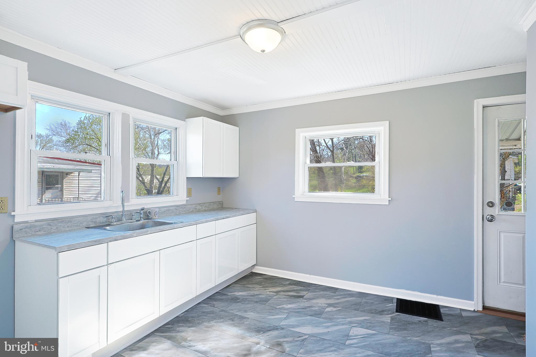 SHORT GAP - Residential