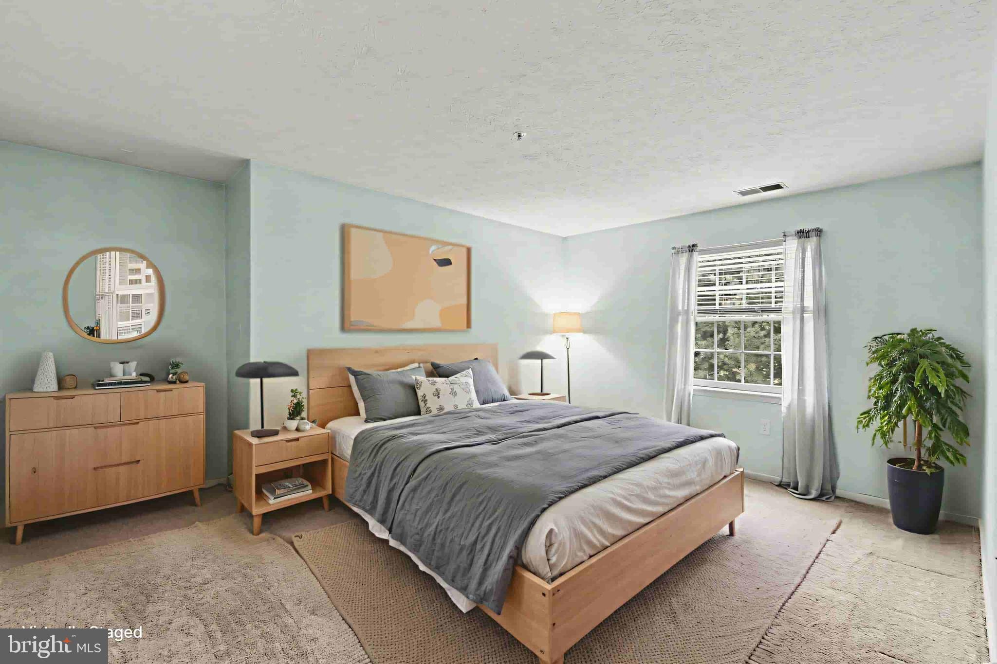 RIVERSIDE PARK - Residential