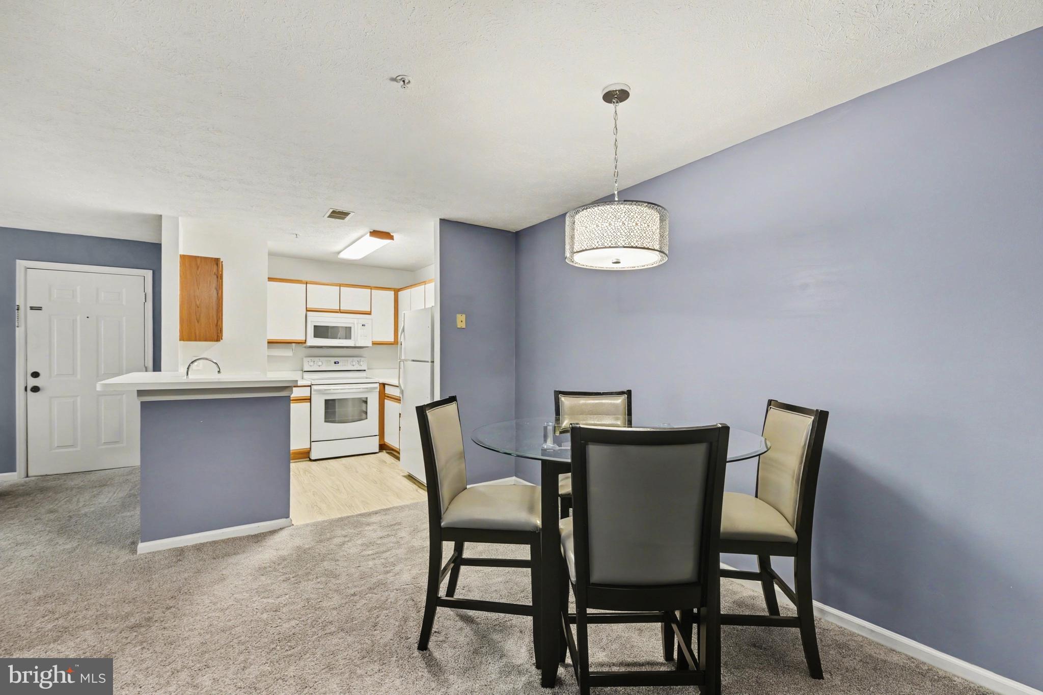 RIVERSIDE PARK - Residential