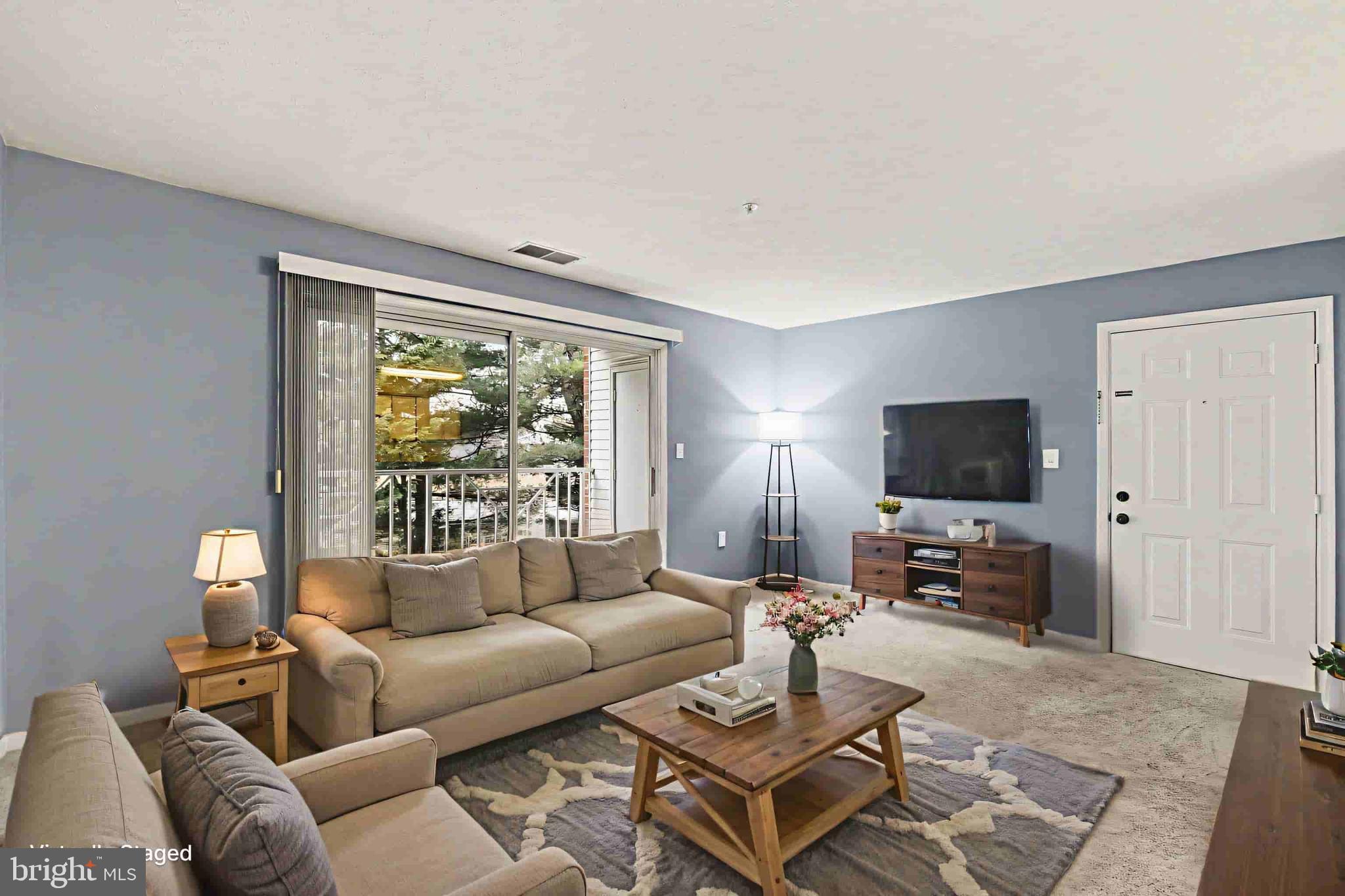 RIVERSIDE PARK - Residential