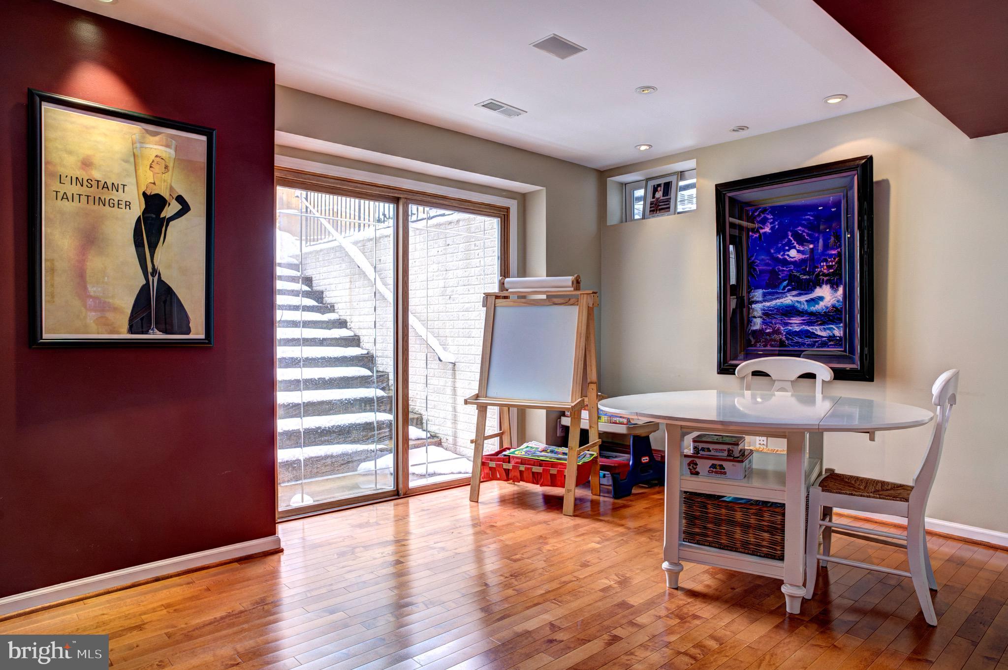 CEDAR KNOLL - Residential Lease