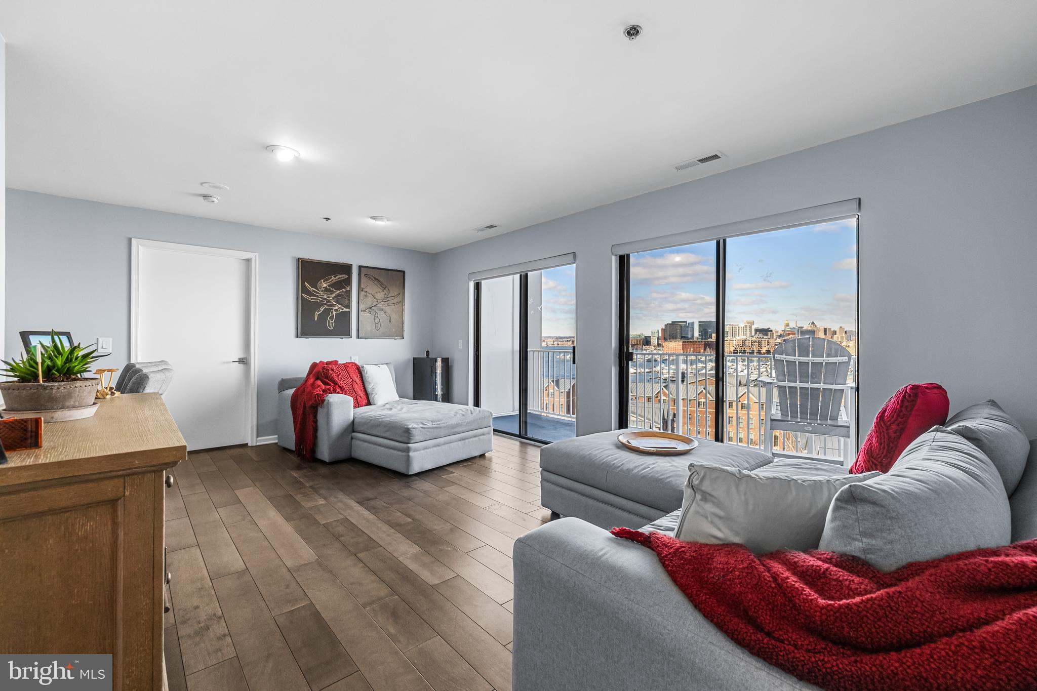 LIGHTHOUSE POINT - Residential