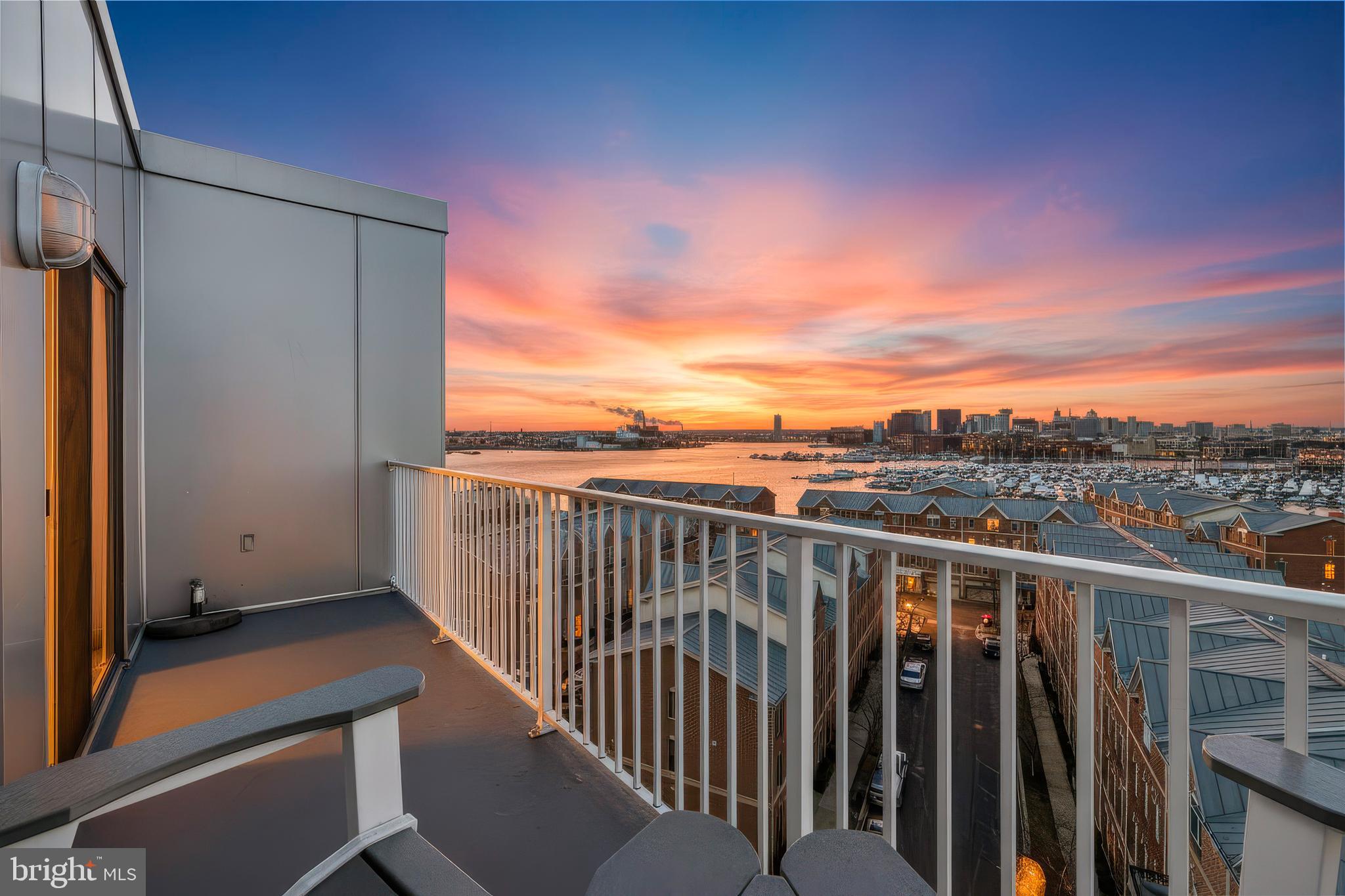 LIGHTHOUSE POINT - Residential