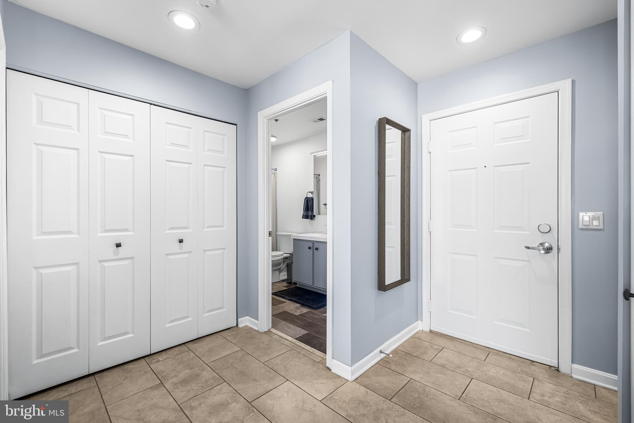 LIGHTHOUSE POINT - Residential