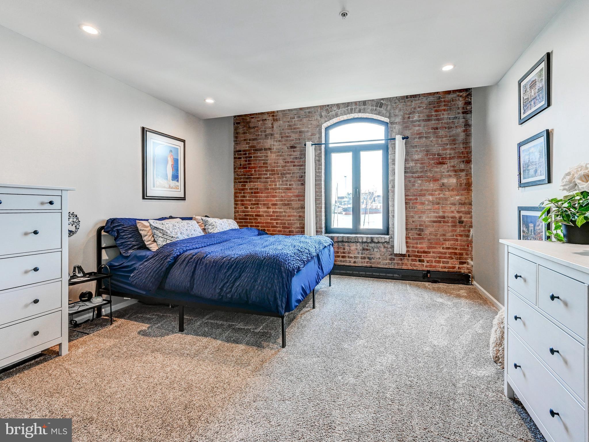 FELLS POINT HISTORIC DISTRICT - Residential