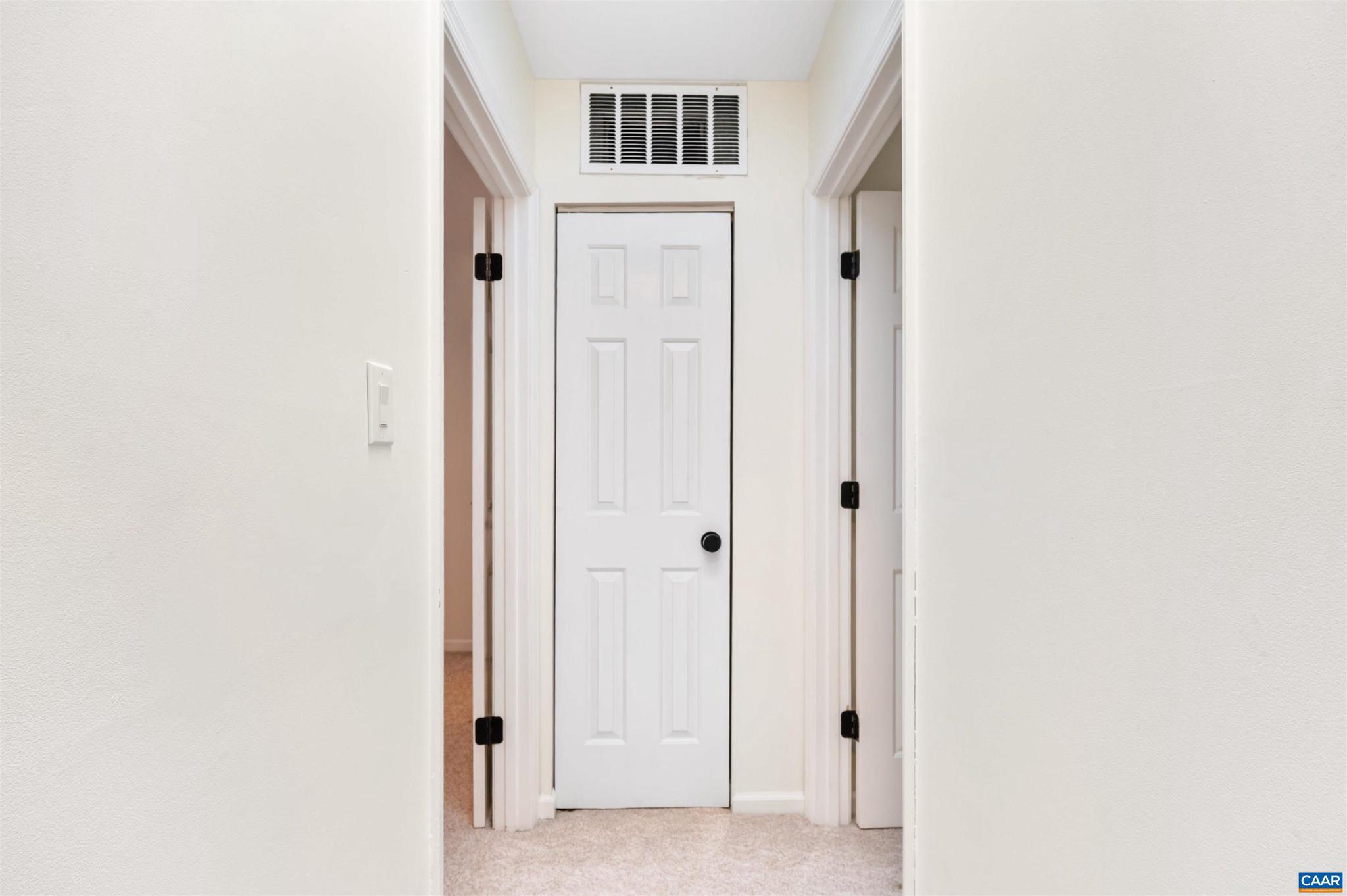 GARDEN COURT - Residential