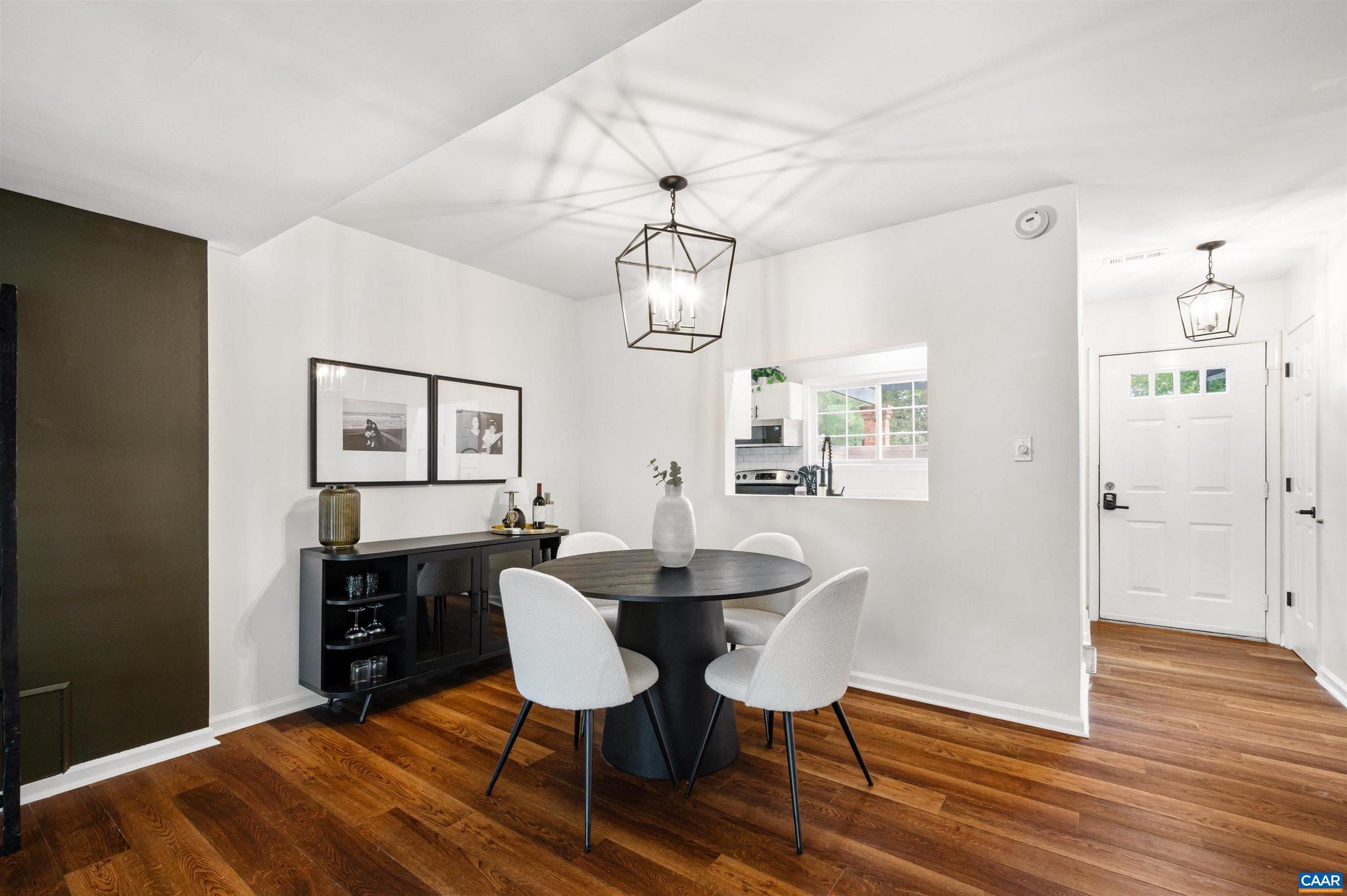 GARDEN COURT - Residential