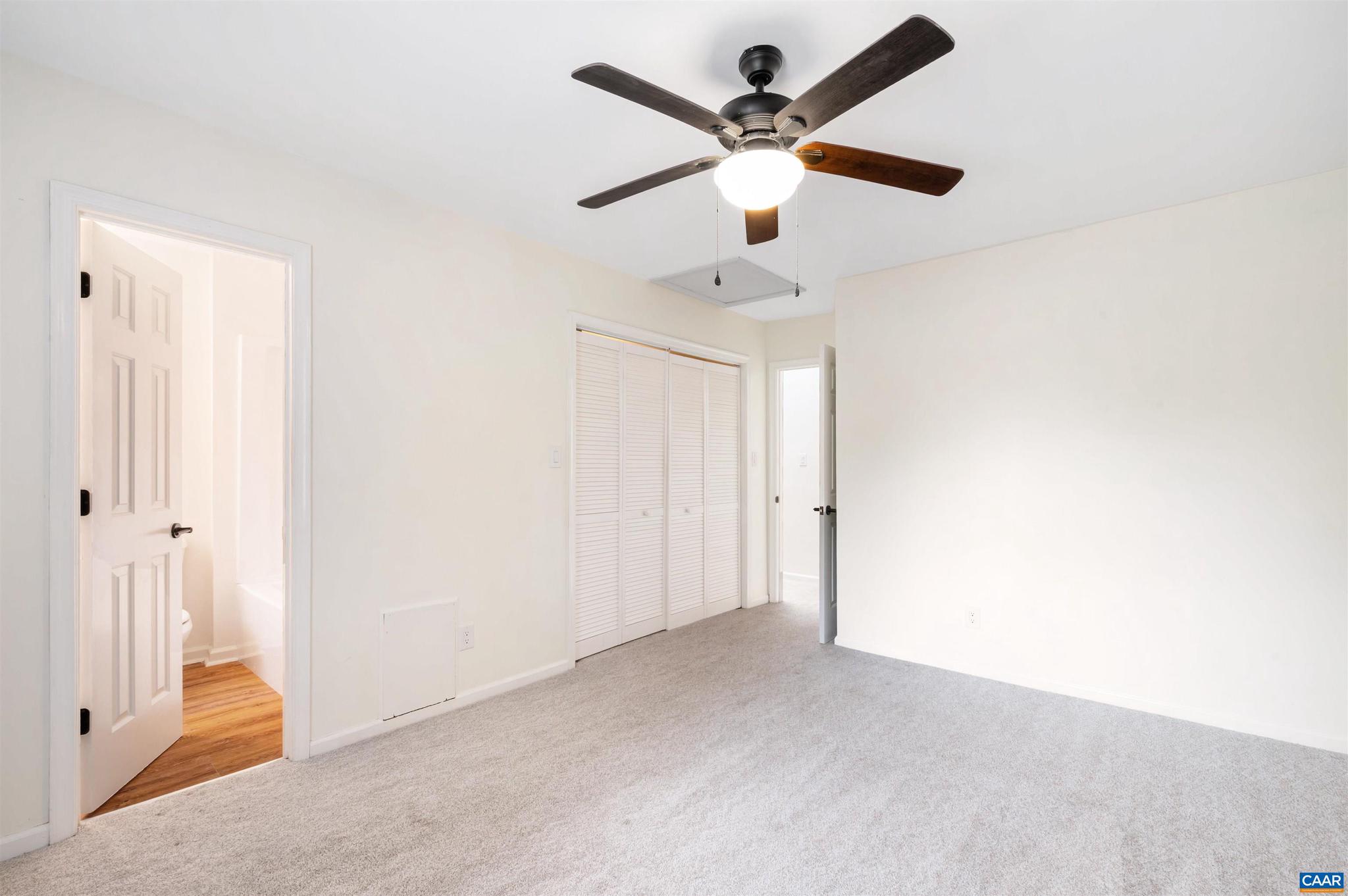 GARDEN COURT - Residential