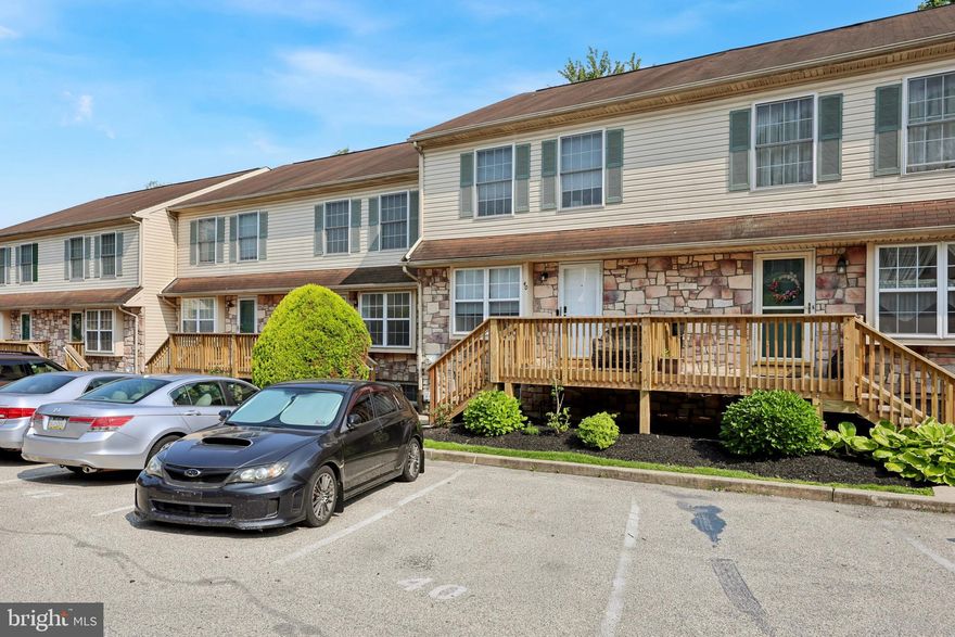 Move-In Ready Townhome in Roxborough!
This beautifully maintained 3-bedroom, 2.5-bath townhome features modern updates, an open layout, and fantastic indoor-outdoor living. From the moment you step inside, you’re greeted by a bright, spacious living room featuring rich hardwood flooring, and trim work, The open-concept main level flows into the updated kitchen, complete with stainless steel appliances, a large island with seating, and two-tone cabinetry that adds warmth and charm. The dining area offers easy access to the private new deck, perfect for grilling or entertaining while overlooking the tree-lined backyard.
Upstairs, you'll find a generously sized main bedroom with double closets and bath, along with two additional bedrooms and a full hall bath. The finished basement provides extra living space ideal for a home gym, office, or media room, with direct walk-out access.
Additional features include:
Updated powder room on the main level
2 Dedicated parking directly in front of the home
New deck
Low-maintenance exterior
Move-in ready condition with neutral paint and modern finishes
Conveniently located just minutes to shopping, dining, parks, and major commuter routes, this location offers easy access to major roads, shopping transportation, Fairmount Park, and more! Easy parking & low-maintenance living; association fee includes roof, front deck/porch, exterior building maintenance, landscaping of common area, snow removal and trash. Move-in ready, you won't want to miss this!