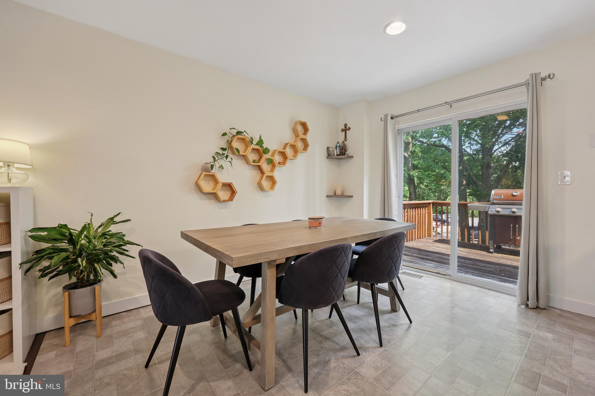 ABBEY LANE - Residential