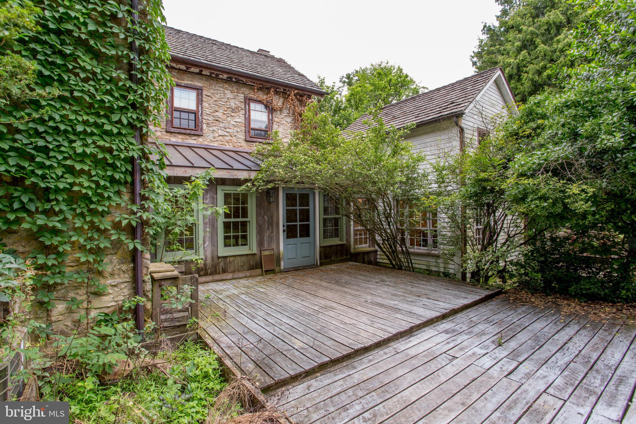 3115 GALLOWS HILL