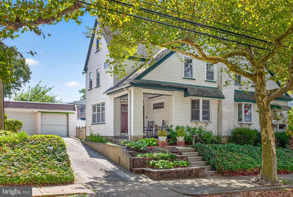 Photo of 7019 Oakley Street, PHILADELPHIA, PA 19111 (MLS # PAPH2532574)