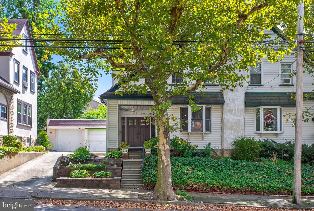 Photo of 7019 Oakley Street, PHILADELPHIA, PA 19111 (MLS # PAPH2532574)