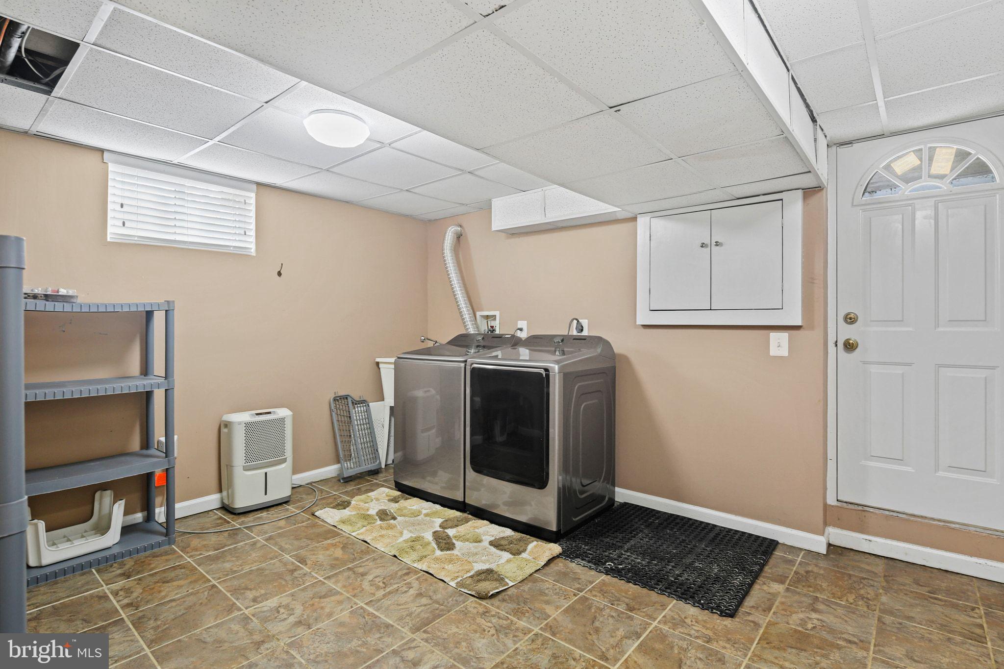 RAMBLEWOOD - Residential