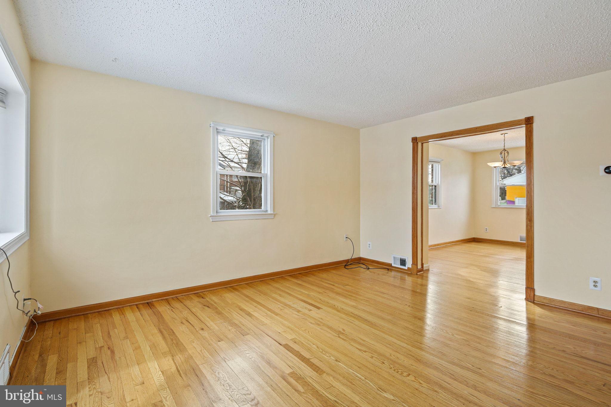 RAMBLEWOOD - Residential