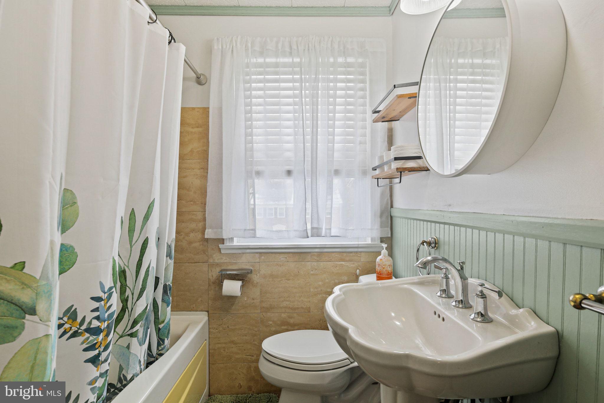 RAMBLEWOOD - Residential