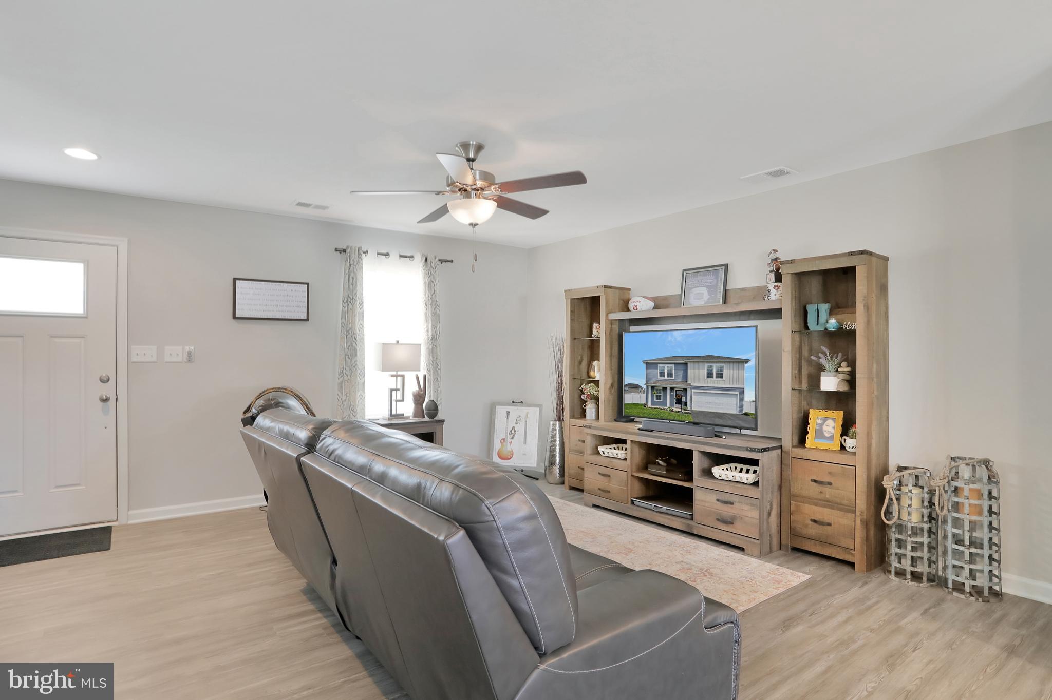 MORNING DOVE ESTATES - Residential