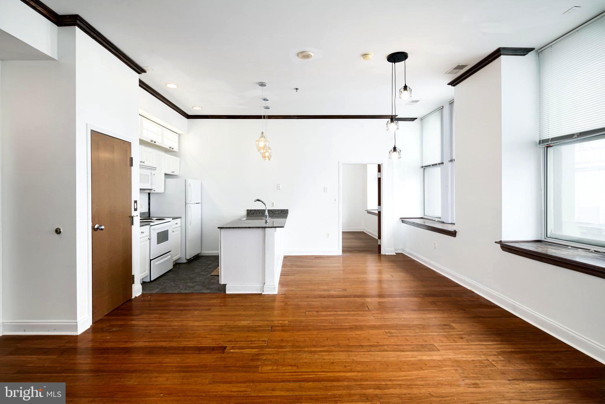 CENTER CITY - Residential Lease