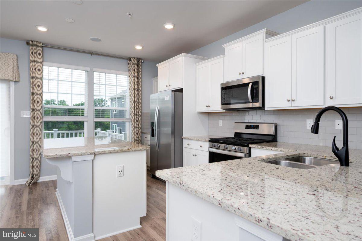 SEVERN MEADOWS - Residential Lease