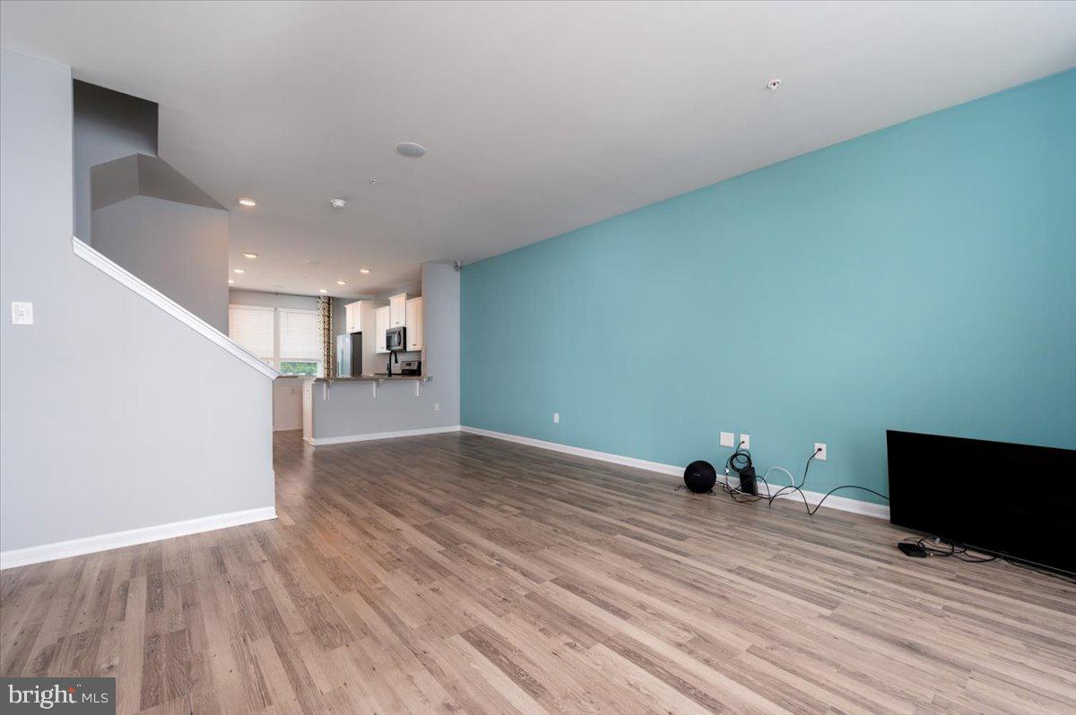 SEVERN MEADOWS - Residential Lease