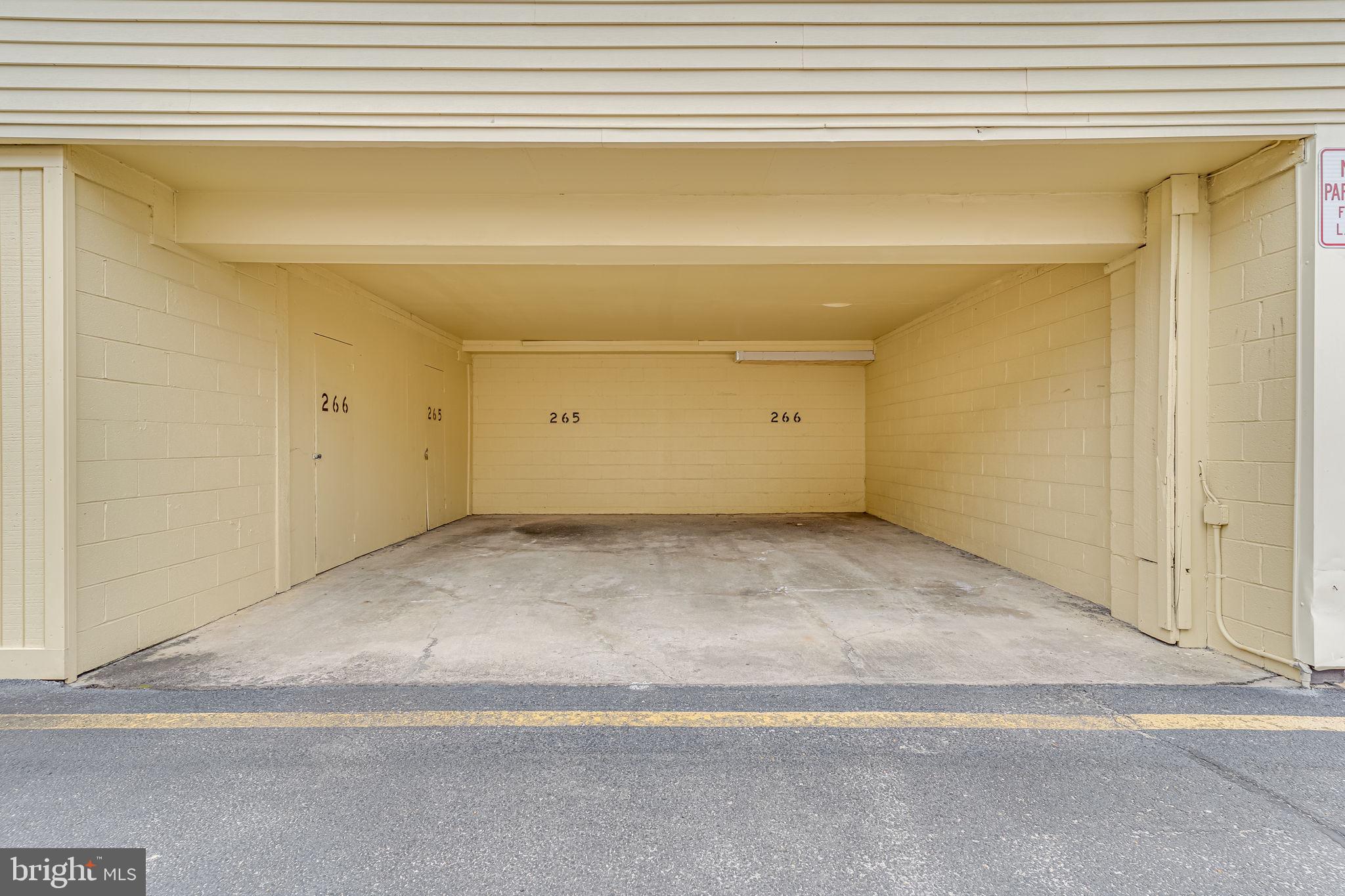 PINEWOOD LAWNS - Residential