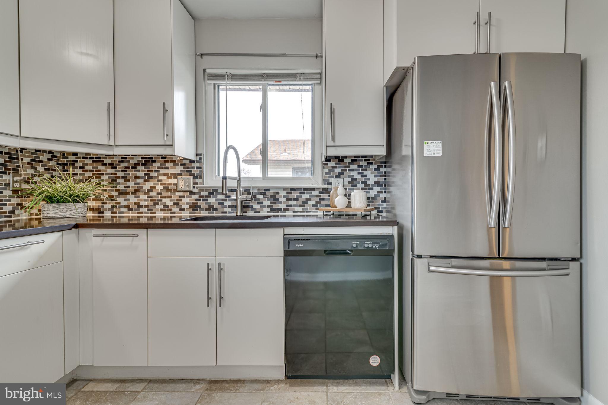 PINEWOOD LAWNS - Residential