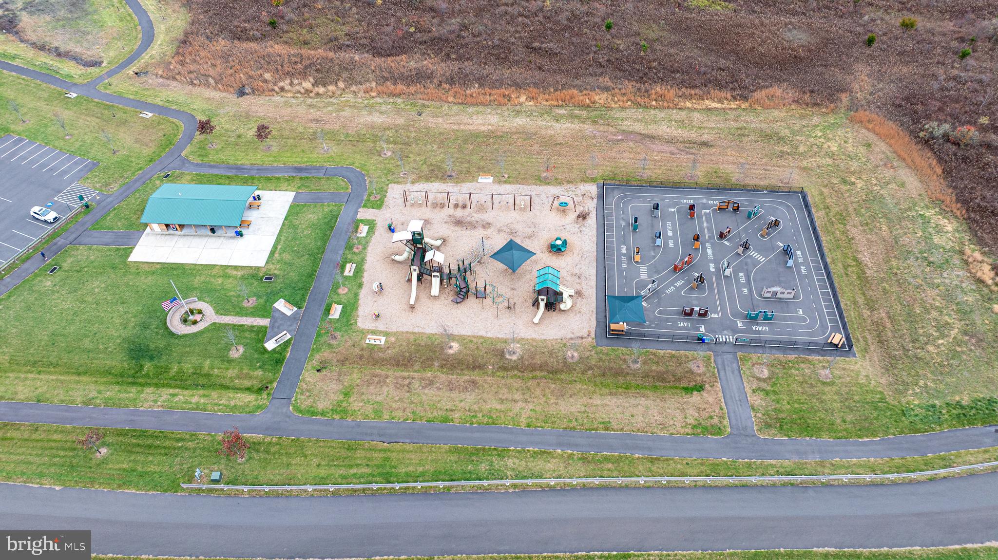 WOODLANDS AT WARWICK - Residential