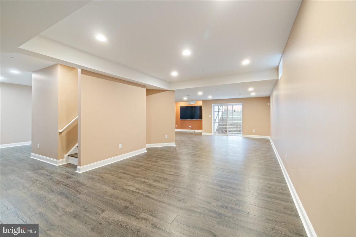 WOODLANDS AT WARWICK - Residential