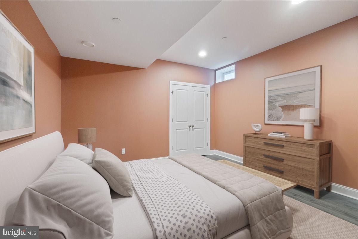 WOODLANDS AT WARWICK - Residential