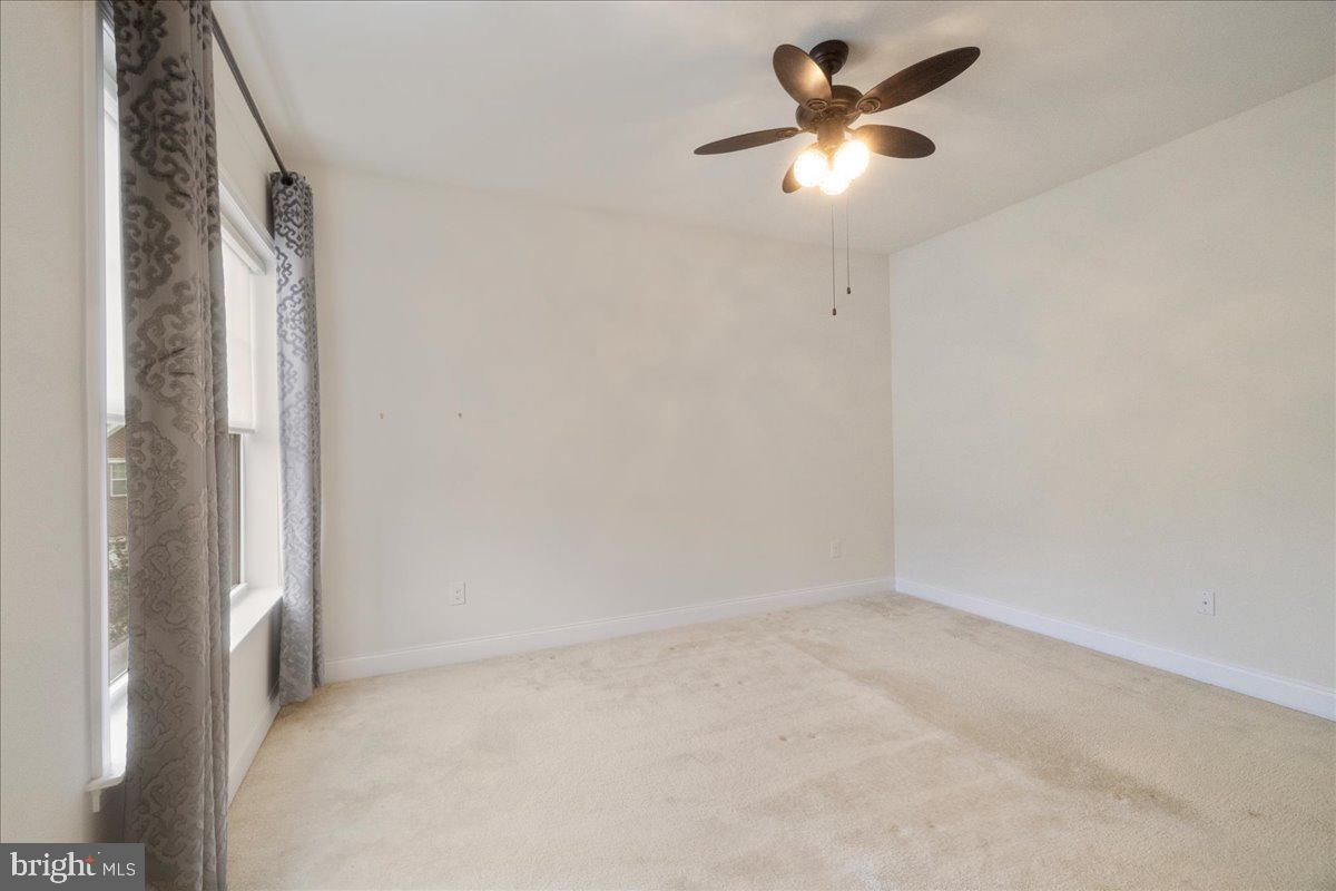 WOODLANDS AT WARWICK - Residential