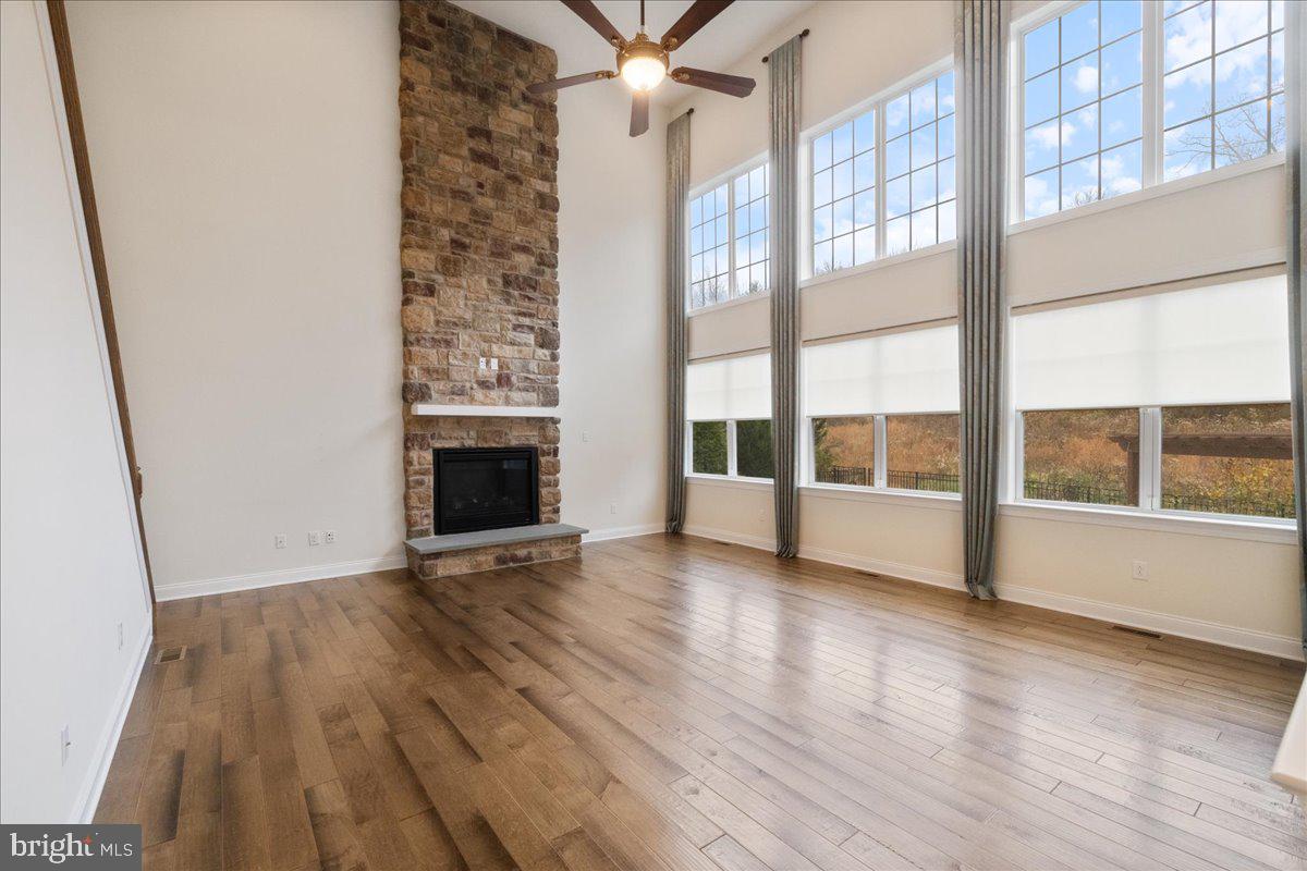 WOODLANDS AT WARWICK - Residential