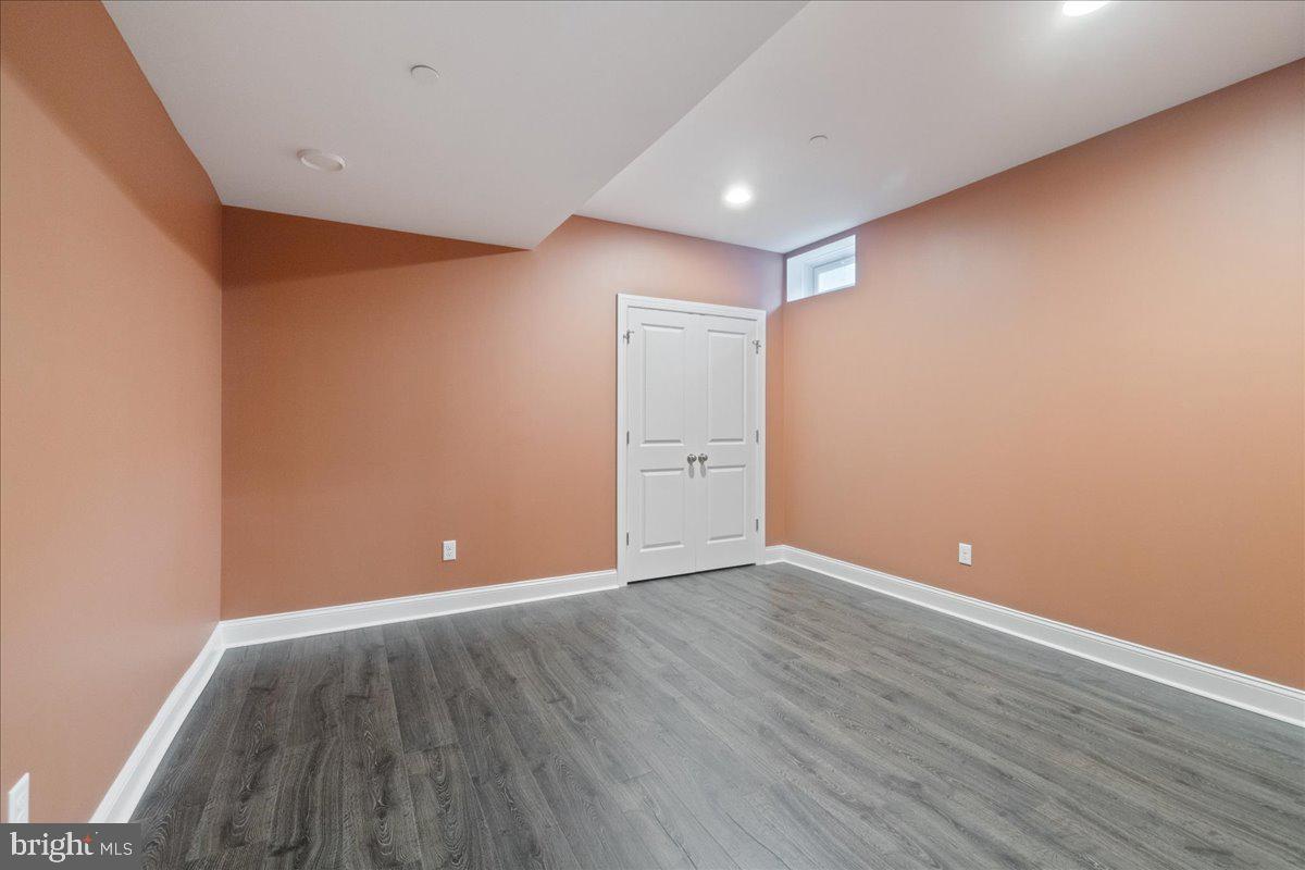 WOODLANDS AT WARWICK - Residential