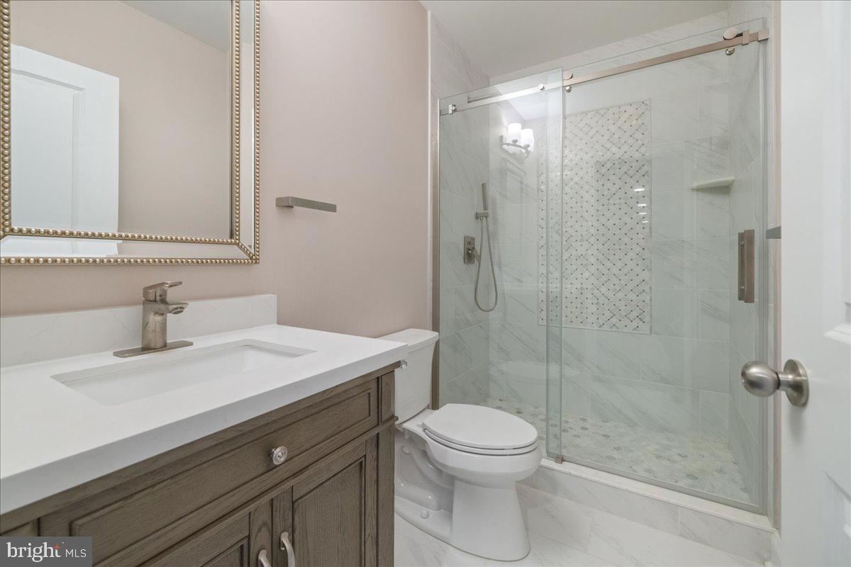 WOODLANDS AT WARWICK - Residential