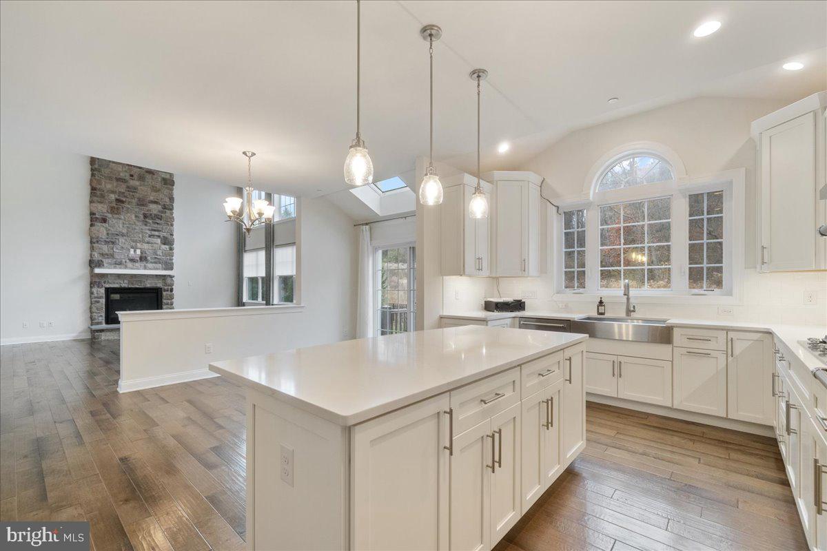 WOODLANDS AT WARWICK - Residential