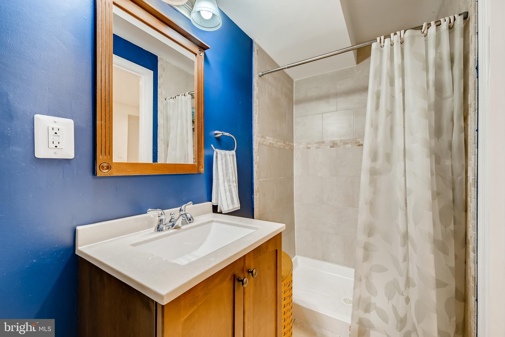 CHARLES VILLAGE - Residential