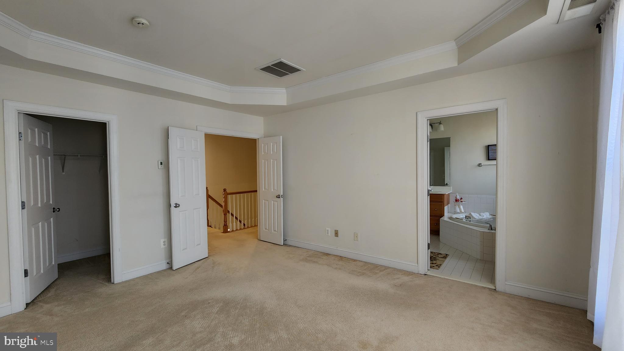 FORTNIGHTLY SQUARE - Residential