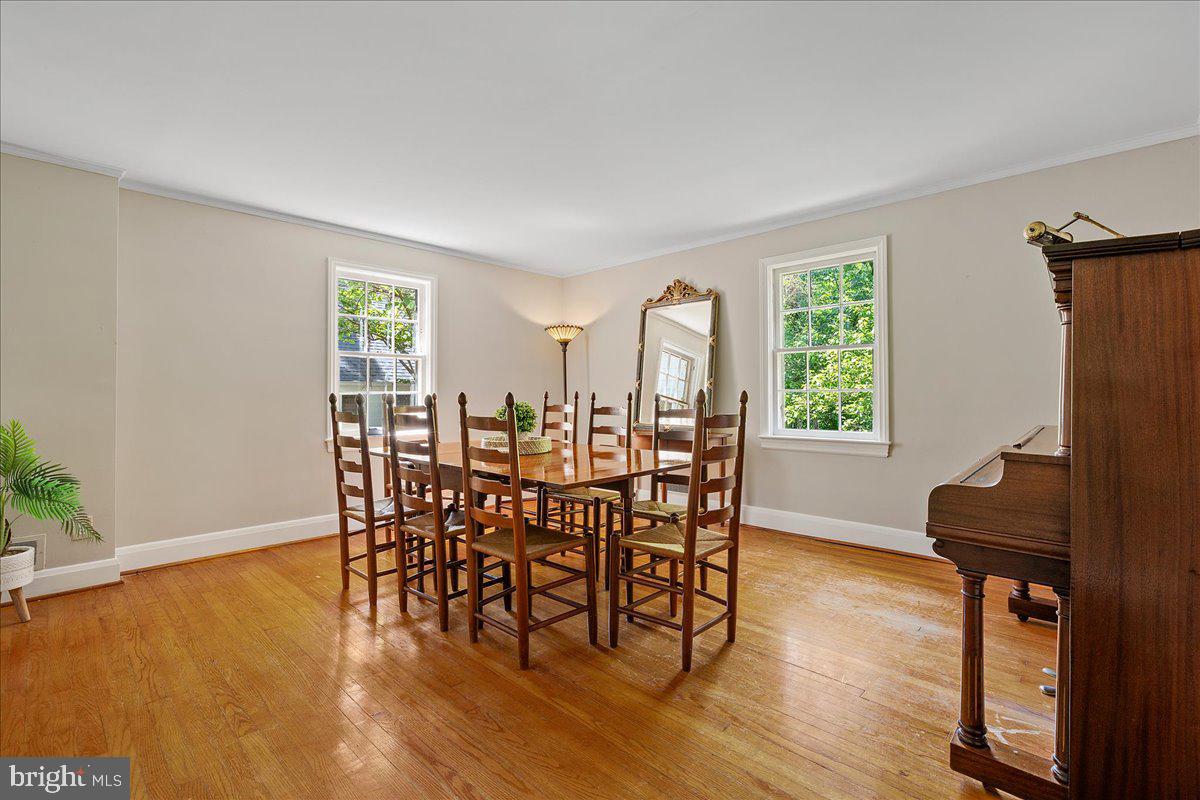 WARDOUR - Residential