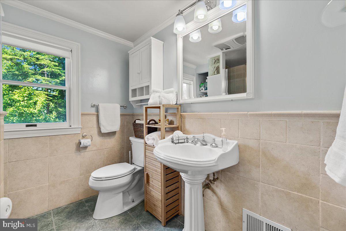 WARDOUR - Residential