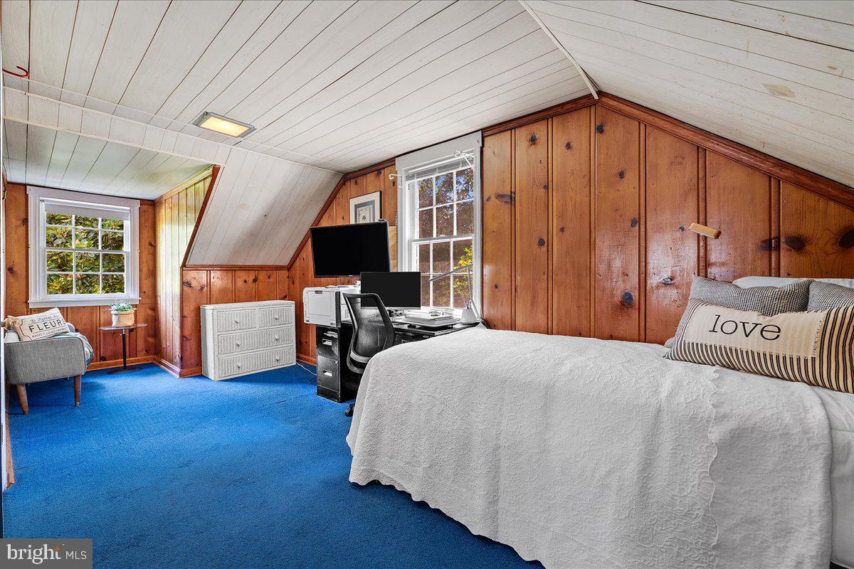 WARDOUR - Residential