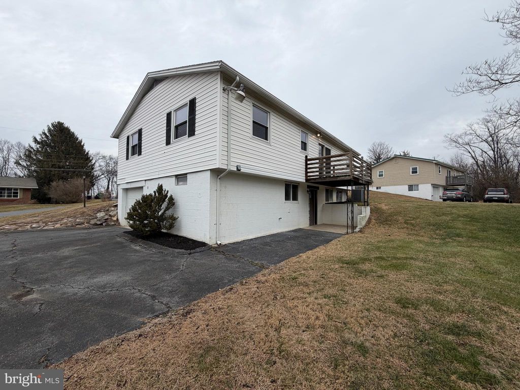 Photo of 1528 Lakeshore Drive, CHAMBERSBURG, PA 17202 (MLS # PAFL2032138)