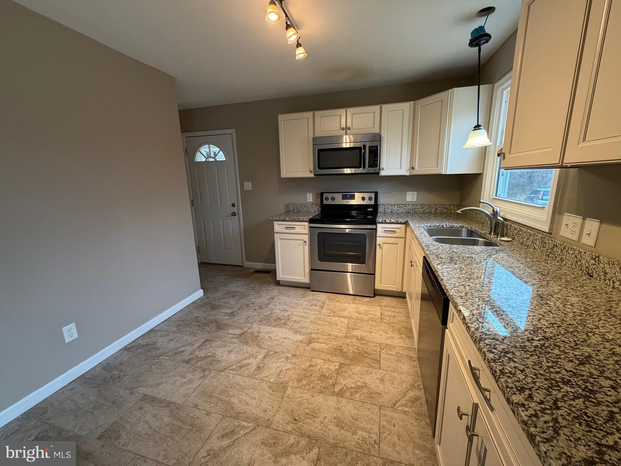 LAURICH - Residential