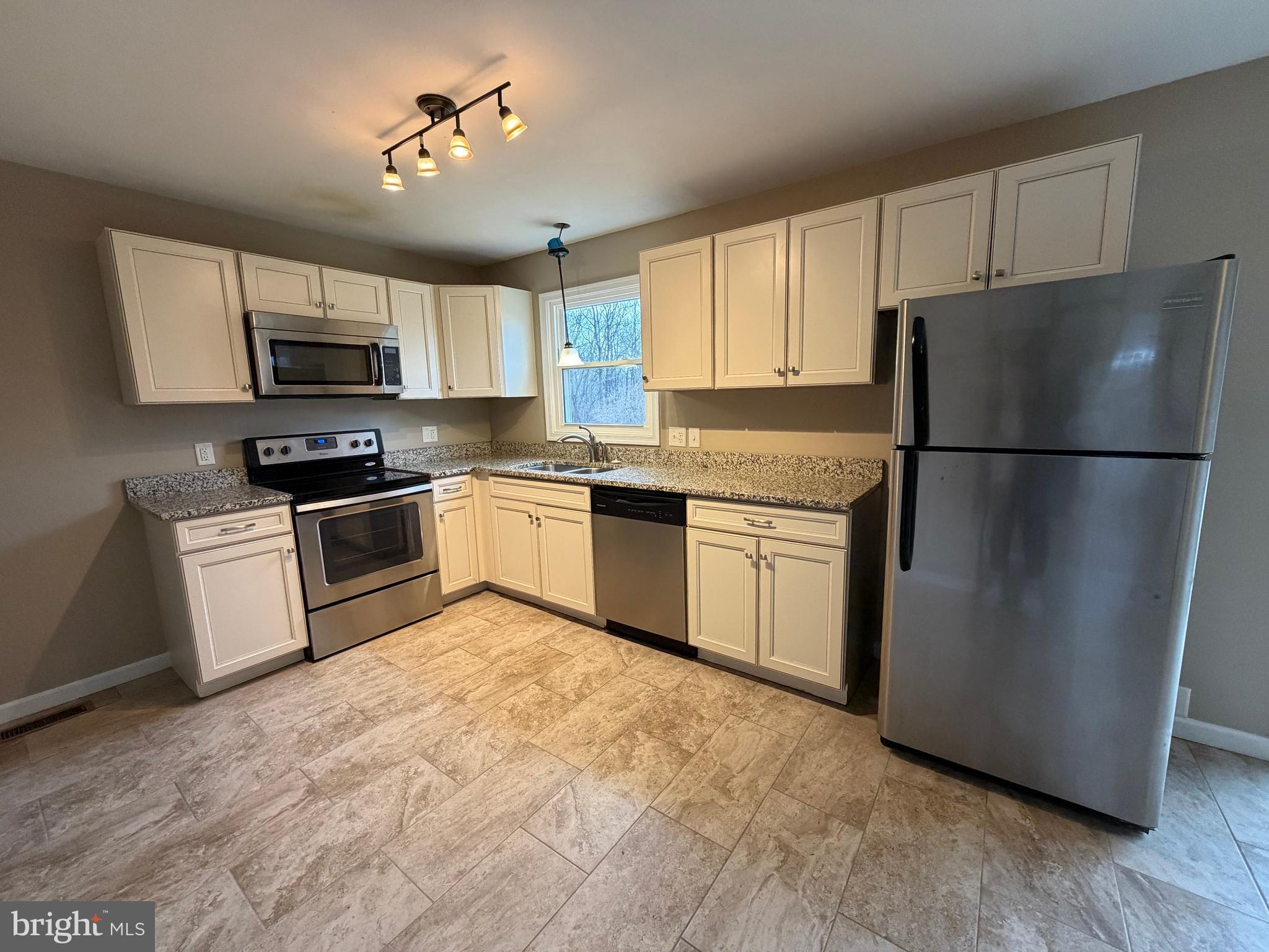 LAURICH - Residential