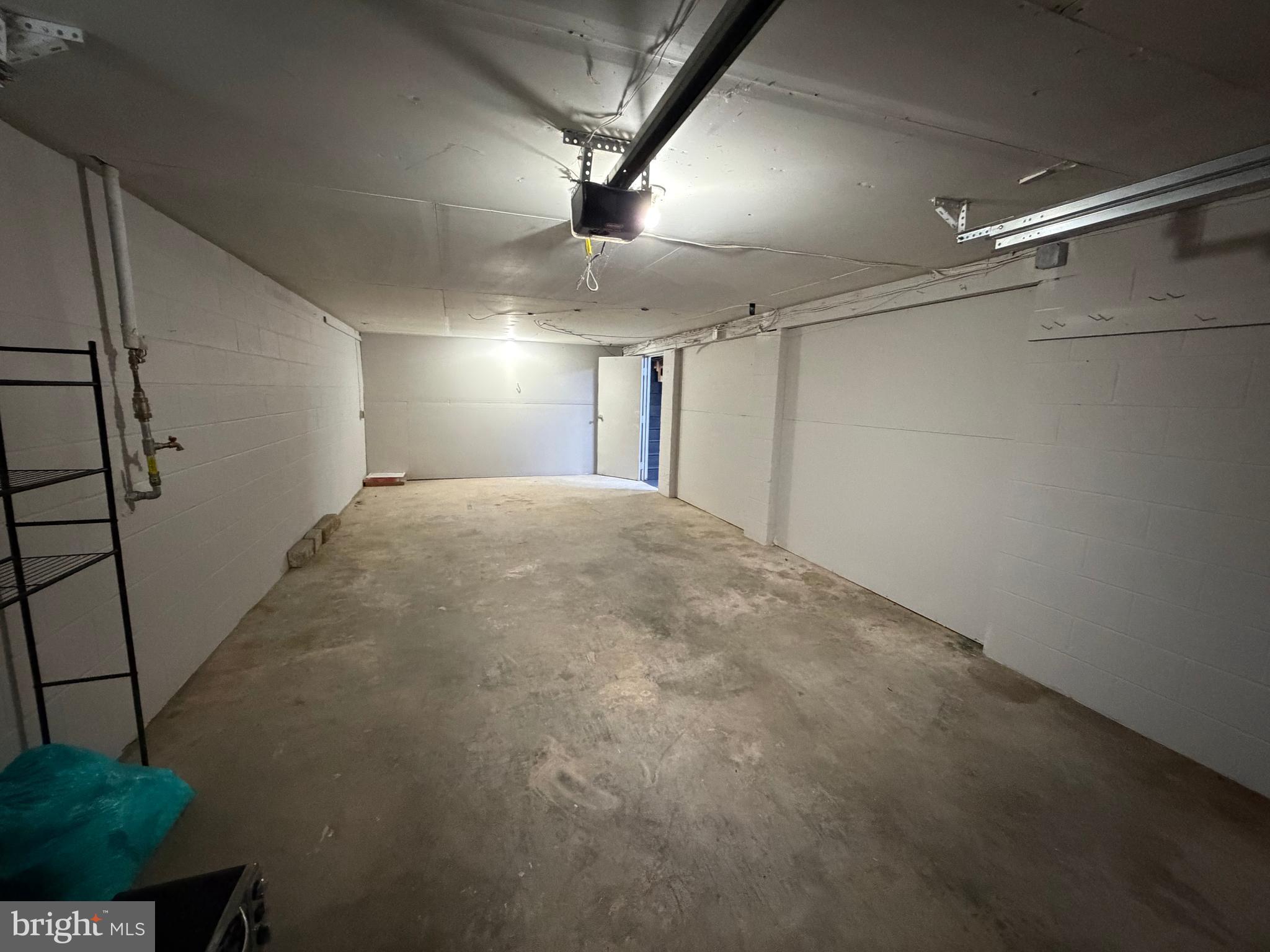 LAURICH - Residential