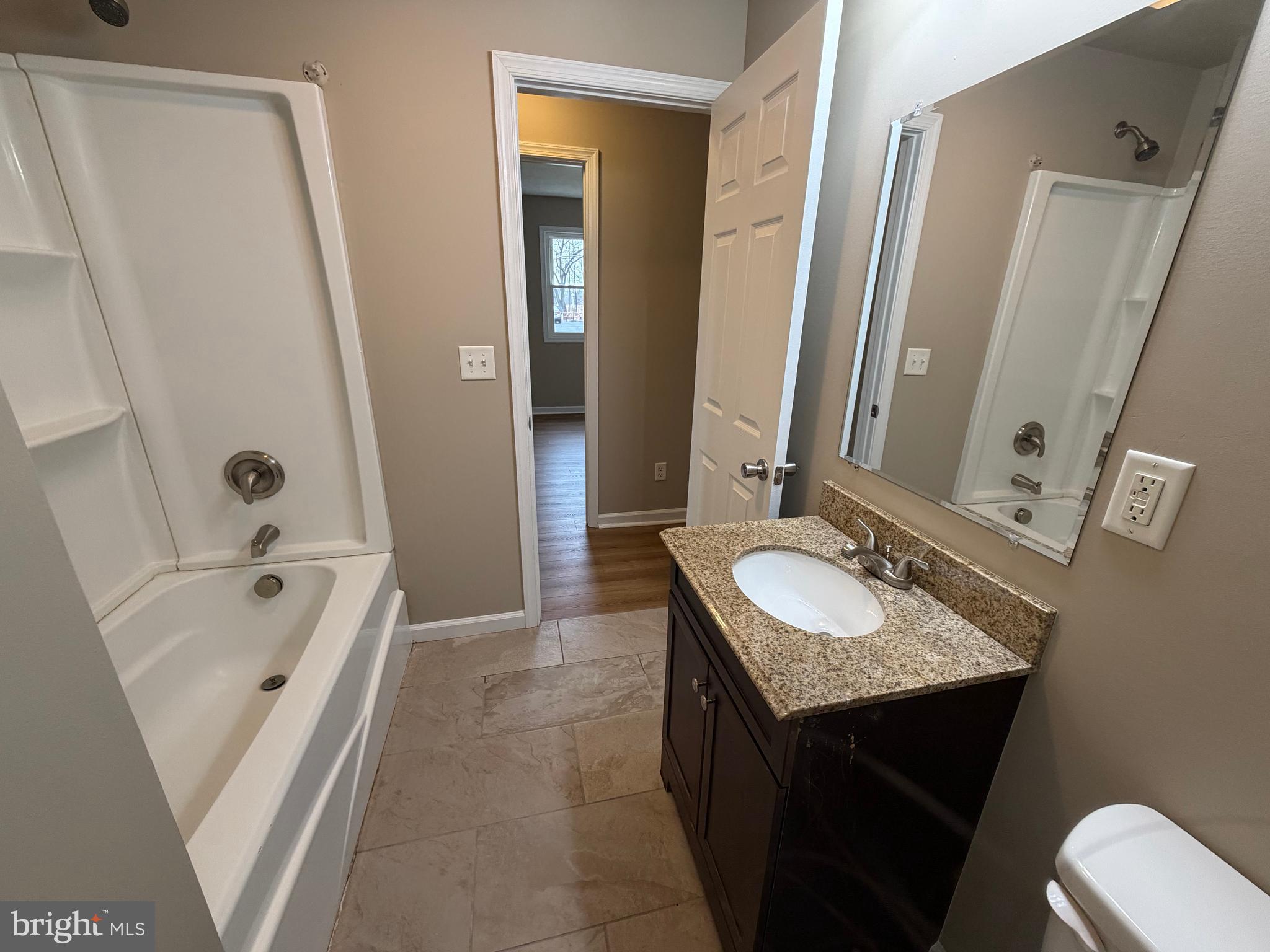 LAURICH - Residential