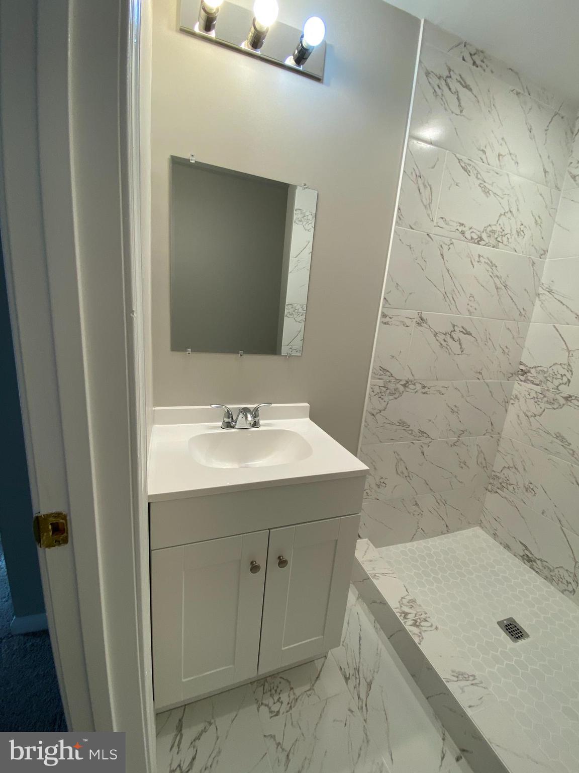 SUDLEY MANOR - Residential Lease