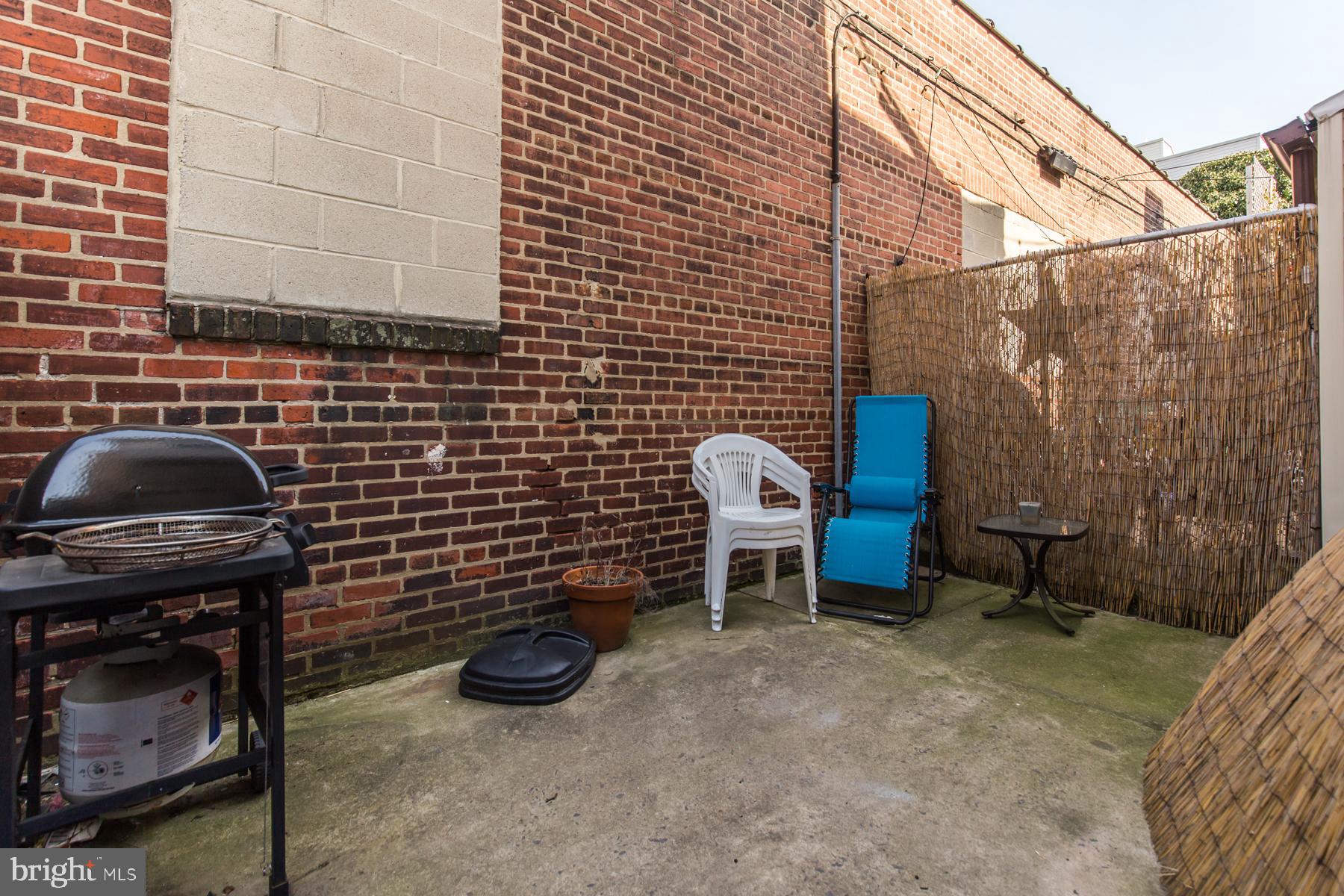 EAST KENSINGTON - Residential Lease