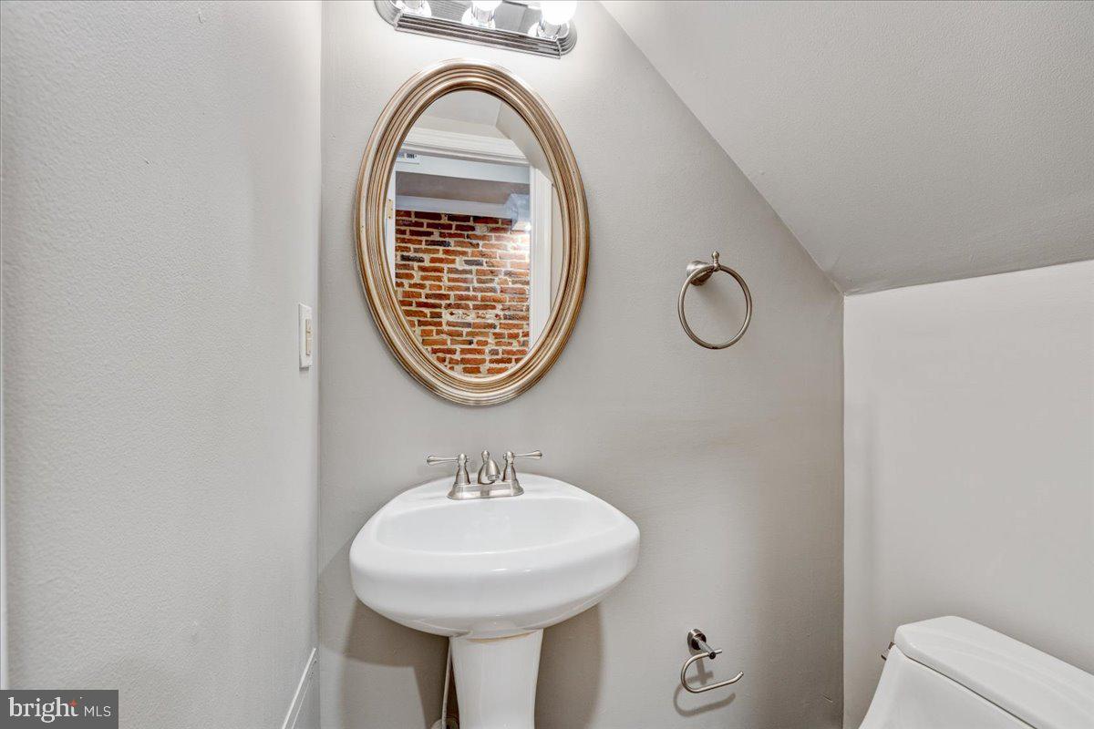 CANTON - Residential Lease