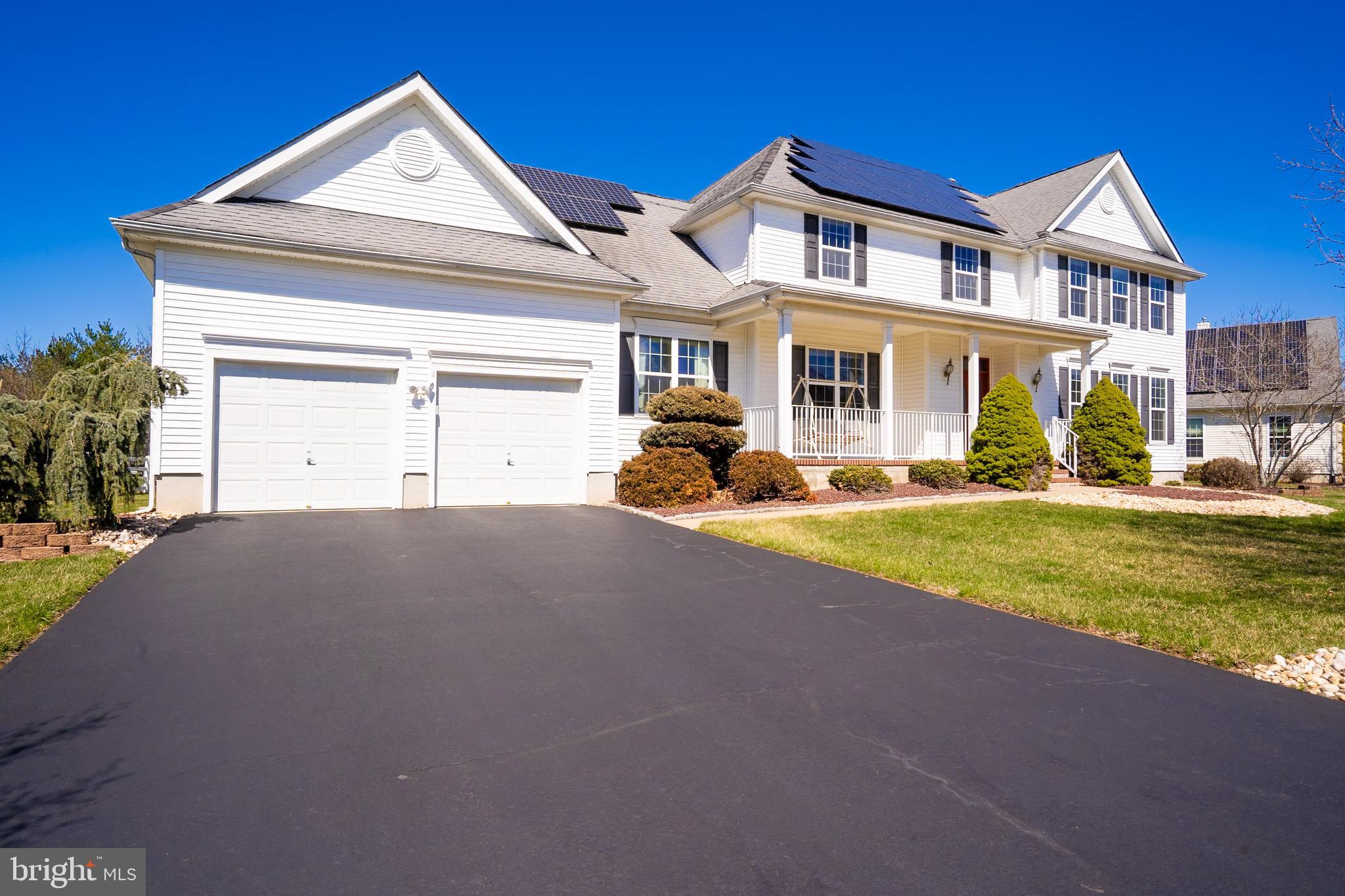 4 COTTONWOOD COURT