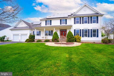 4 COTTONWOOD COURT PLAINSBORO NJ 08536