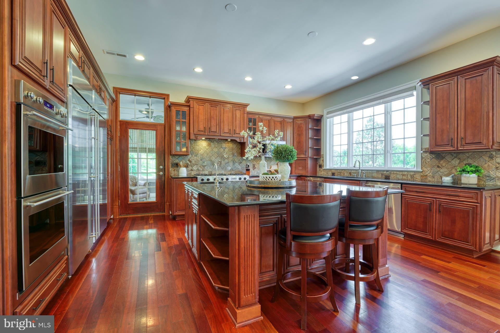 BEACON HILL - Residential